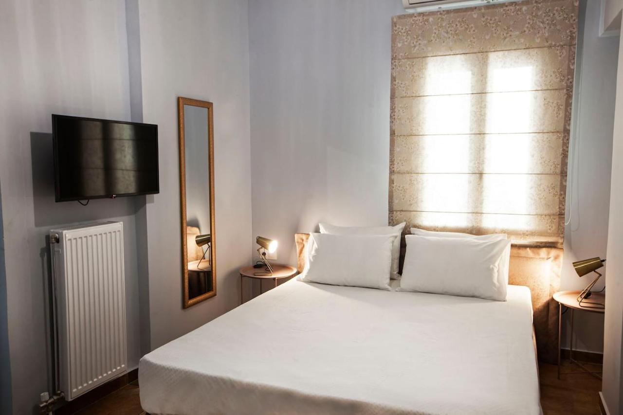 Pagrati Hilton Location Bentzi Family Suite 5 Атина Екстериор снимка